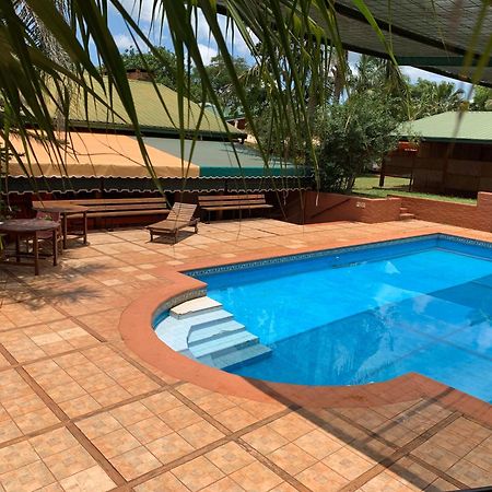 Hôtel Cabanas Don Juan à Eldorado Extérieur photo