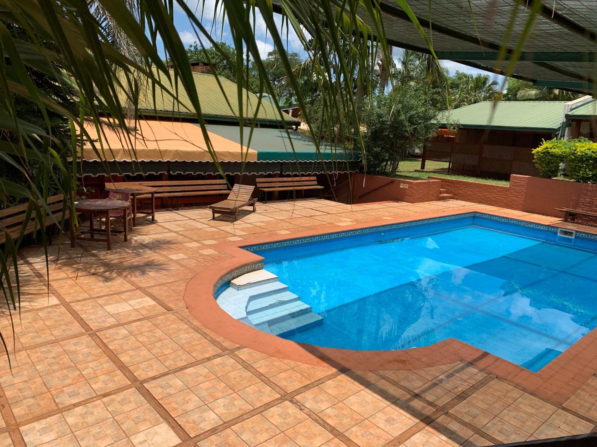 Hôtel Cabanas Don Juan à Eldorado Extérieur photo